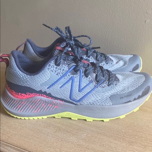 New Balance Shoes - New ballots women’s sneakers. Size 6.